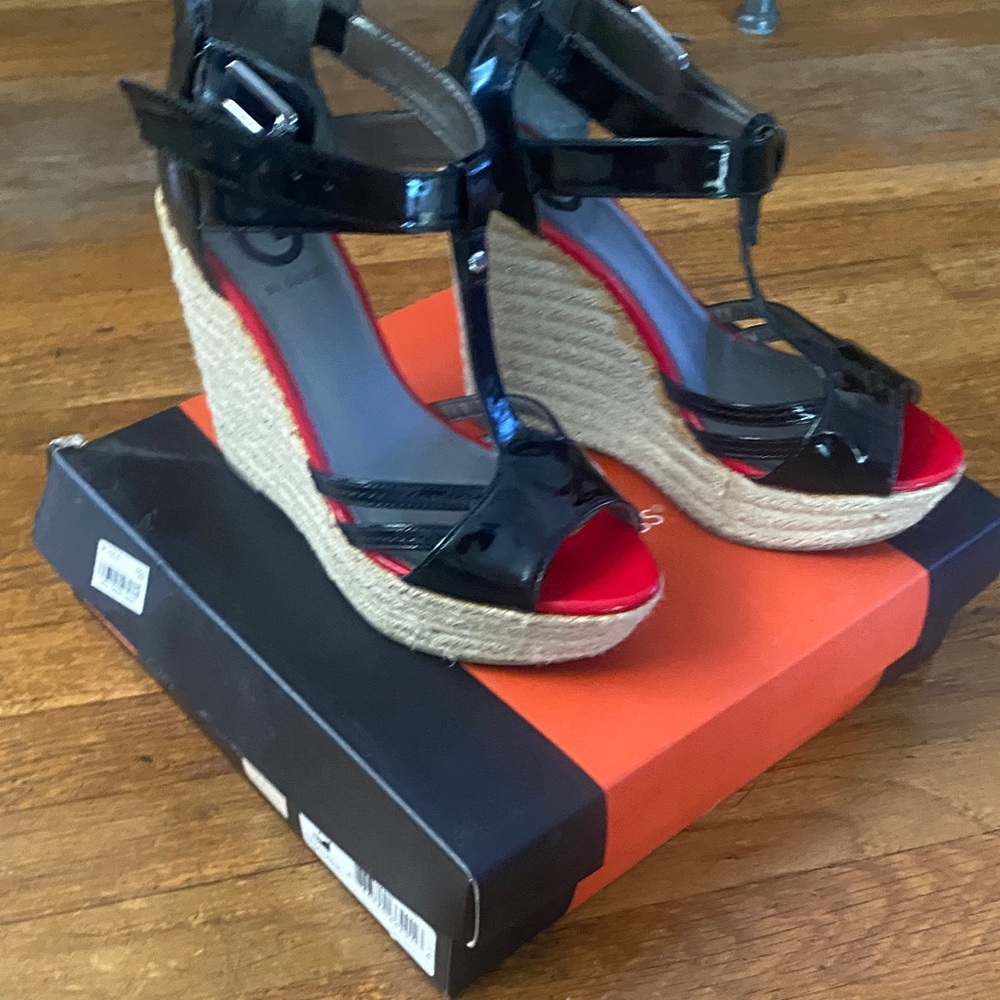 G by Guess Black and Red Wedge Sandals